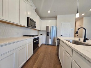 7933 Sunset Blvd in Rowlett, TX - Building Photo - Building Photo