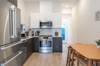 1835 14th Ave, Unit SI ID1036021P in Seattle, WA - Building Photo - Building Photo