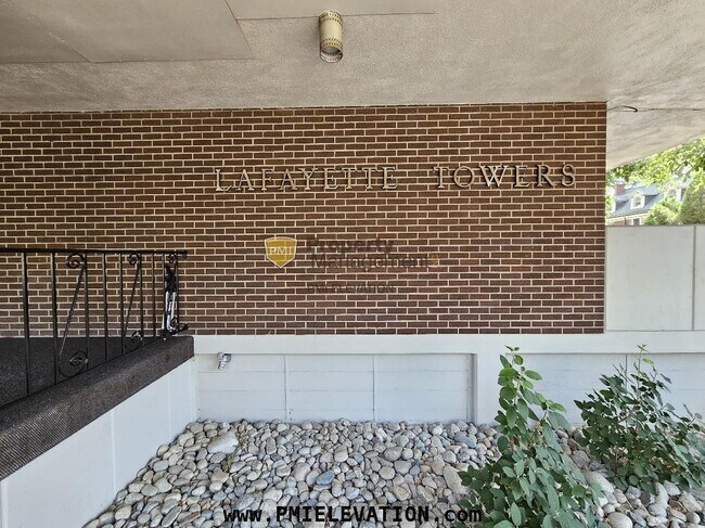 1090 Lafayette St in Denver, CO - Building Photo - Building Photo