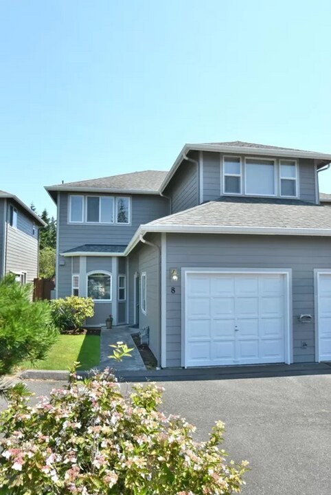21121 77th Pl W in Edmonds, WA - Building Photo