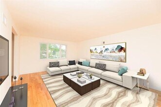 796 Broadway in Bayonne, NJ - Building Photo - Building Photo