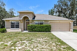 1512 Lake Thomas Loop in Winter Haven, FL - Building Photo