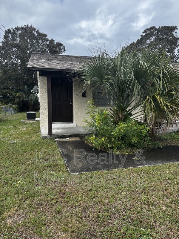 1612 Mitchell St in Melbourne, FL - Building Photo - Building Photo