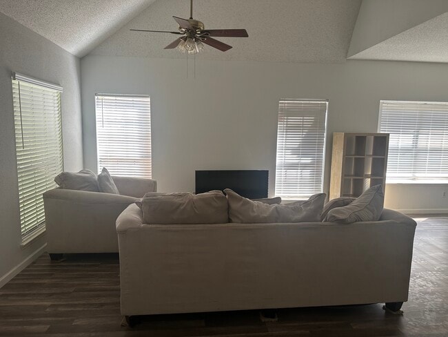 4322 Palmer Plantation Dr