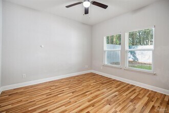 912 N 8th Ave in Pensacola, FL - Building Photo - Building Photo