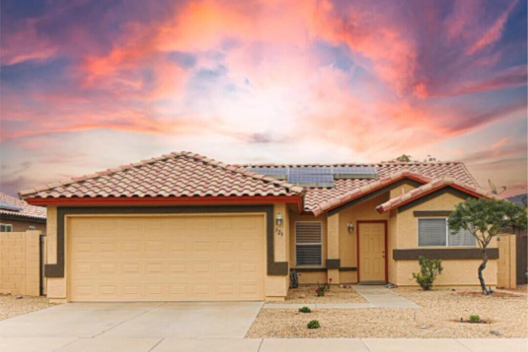 329 S 161st Ln in Goodyear, AZ - Building Photo