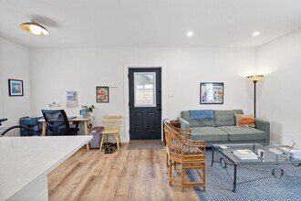 1701 Mohle Dr in Austin, TX - Building Photo - Building Photo