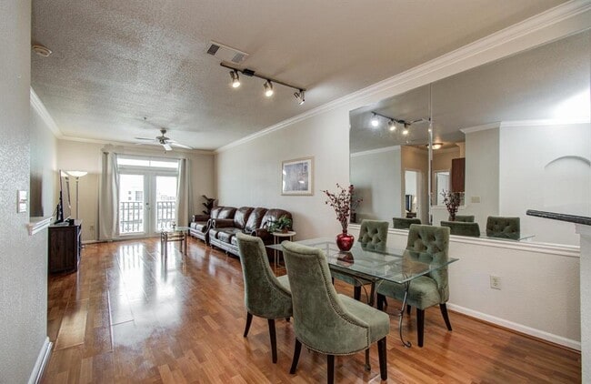 property at 1711 Old Spanish Trl
