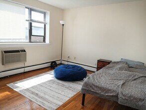 1039 Commonwealth Ave in Boston, MA - Building Photo - Building Photo