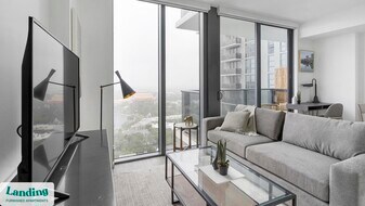 301 SW 1st Ave in Fort Lauderdale, FL - Building Photo