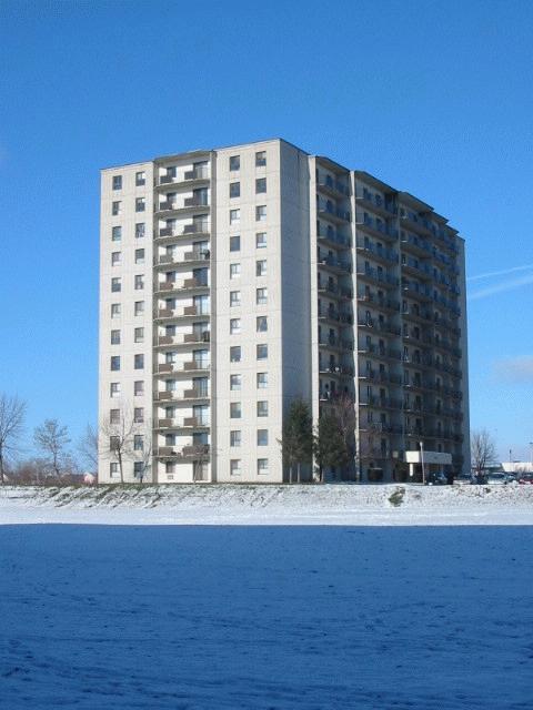 Wonderland Place II in London, ON - Building Photo