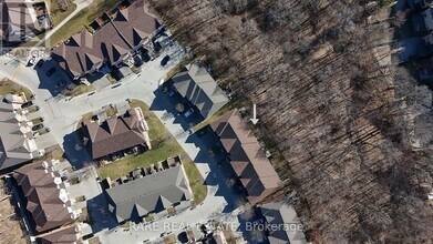 7360-7360 Zinnia Pl in Mississauga, ON - Building Photo - Building Photo