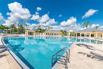 367 NE 35th Ave in Homestead, FL - Building Photo - Building Photo