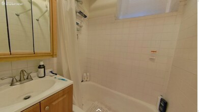 28 Saint Stephen St, Unit 115-B-1 in Boston, MA - Foto de edificio - Building Photo