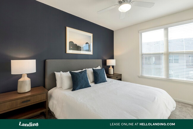 2048 Bolton Dr NW-Unit -2102.527377 in Atlanta, GA - Building Photo - Building Photo