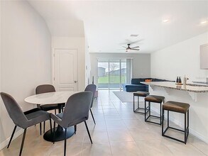 1307 Mako Wy in Kissimmee, FL - Building Photo - Building Photo