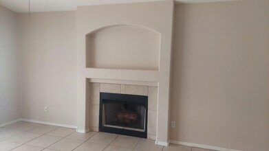 121 W Sagebrush St in Gilbert, AZ - Building Photo - Building Photo