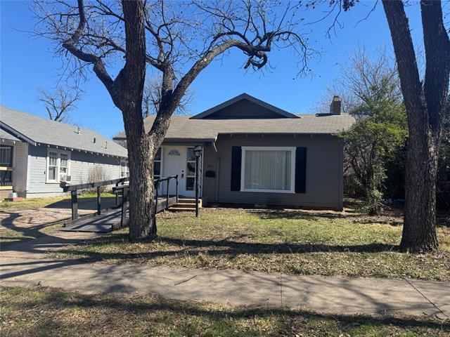 property at 725 Peach St