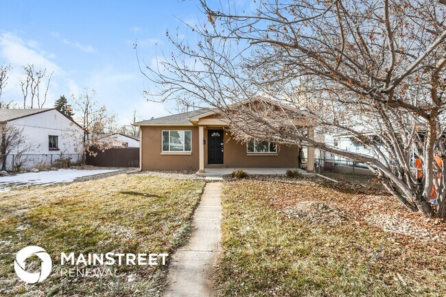 property at 4675 S Acoma St