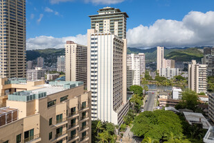 La Casa in Honolulu, HI - Foto de edificio - Building Photo