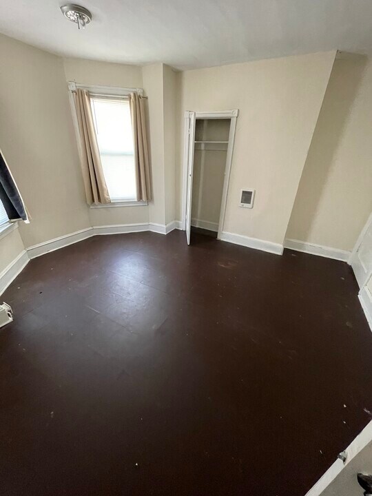 3323 Kip St in Philadelphia, PA - Building Photo