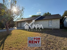 603 Jamie Sue Dr in Converse, TX - Building Photo