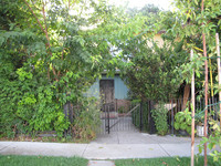 6356 Ventura Canyon Ave in Van Nuys, CA - Building Photo - Building Photo