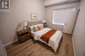 785 Southdale Rd W in London, ON - Building Photo - Building Photo