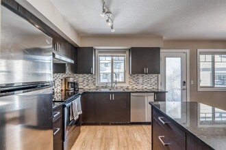 141 Copperpond Cmn S E in Calgary, AB - Building Photo - Building Photo