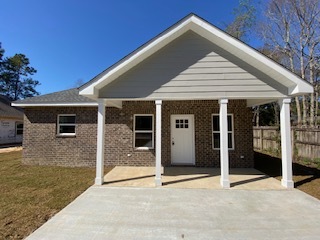 2029 Barracuda Dr in Gautier, MS - Building Photo