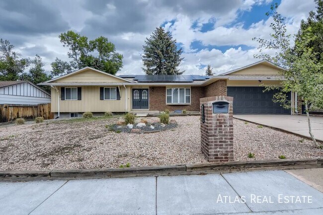 2306 Zane Pl