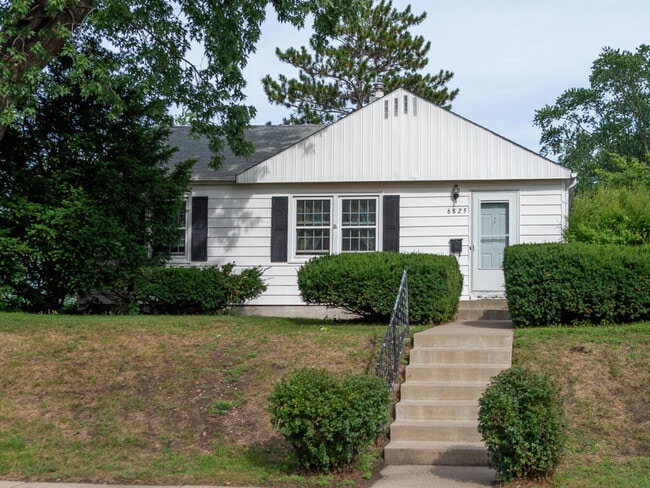 property at 6825 Xerxes Ave S