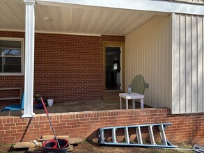 1012 Powell Dr in Raleigh, NC - Building Photo - Building Photo