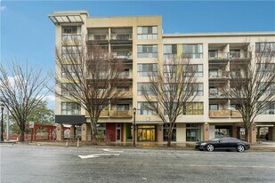 563 Memorial Dr SE in Atlanta, GA - Building Photo