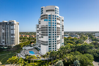 Provence at Park Shore in Naples, FL - Foto de edificio - Building Photo