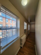 869 Hollins St-Unit -2R in Baltimore, MD - Building Photo - Building Photo