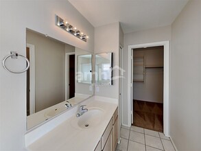 7227 E Navarro Ave in Mesa, AZ - Building Photo - Building Photo