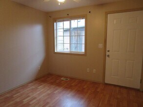 1925 Wildflower Way in Sedro Woolley, WA - Building Photo - Building Photo