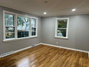 7621 Odell Ave in Bridgeview, IL - Building Photo - Building Photo