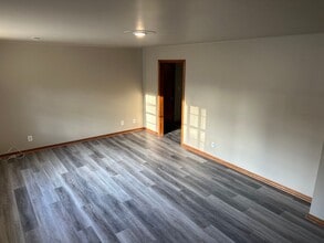 609 Geneva St in Springdale, AR - Building Photo - Building Photo