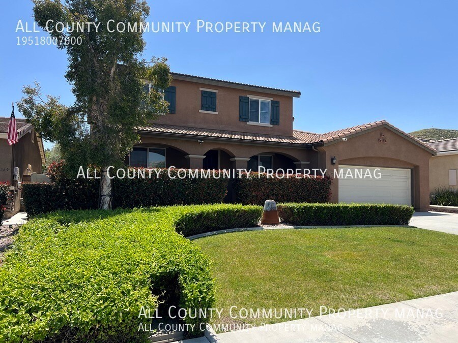 25255 High Plains Ct in Menifee, CA - Building Photo