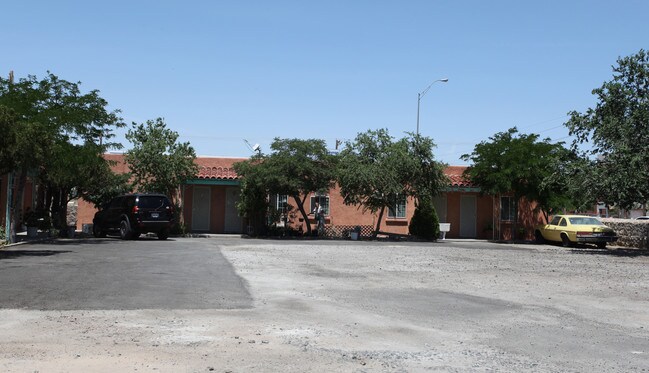 221 S Concepcion St in El Paso, TX - Building Photo - Building Photo