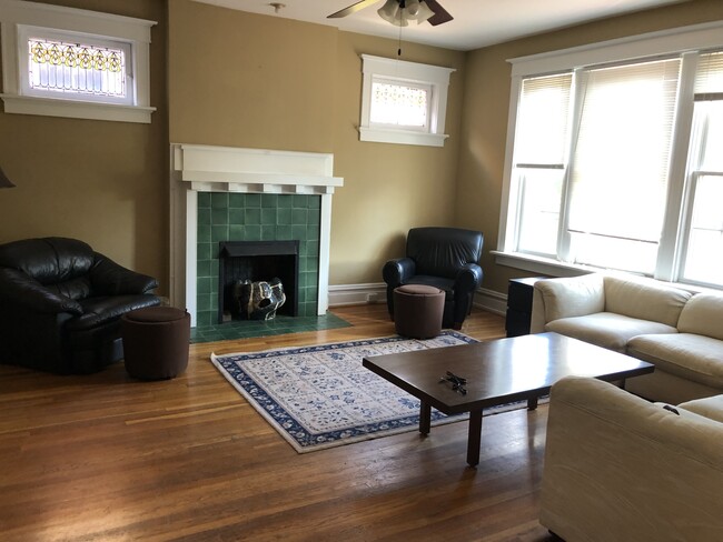 6123 Waterman Blvd in St. Louis, MO - Foto de edificio - Building Photo
