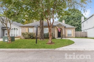 3840 Tallcott Dr in Jacksonville, FL - Building Photo