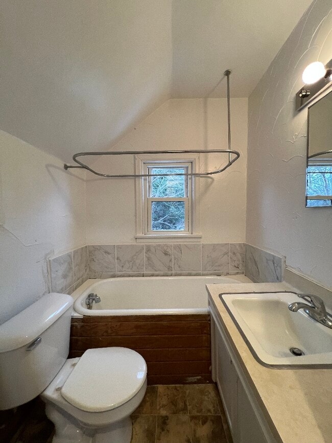 property at 313 S Fremont St
