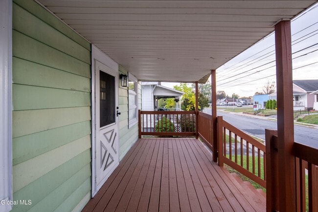 364 Altamont Ave in Schenectady, NY - Building Photo - Building Photo