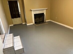 4005 Buena Vista Pike in Nashville, TN - Foto de edificio - Building Photo