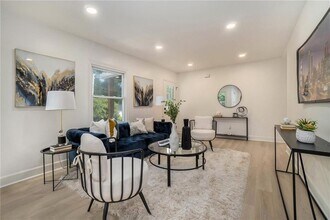 2539 Glendale Cir SE in Smyrna, GA - Building Photo - Building Photo