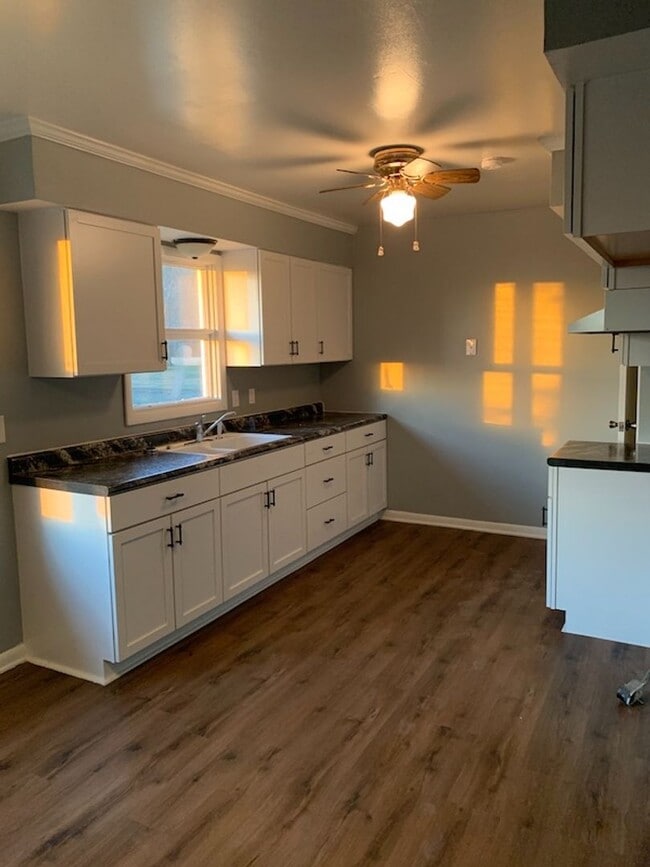 2131 Myers Rd in Shelby, OH - Building Photo - Building Photo