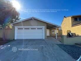 270 Avenida de Suerte in San Marcos, CA - Building Photo